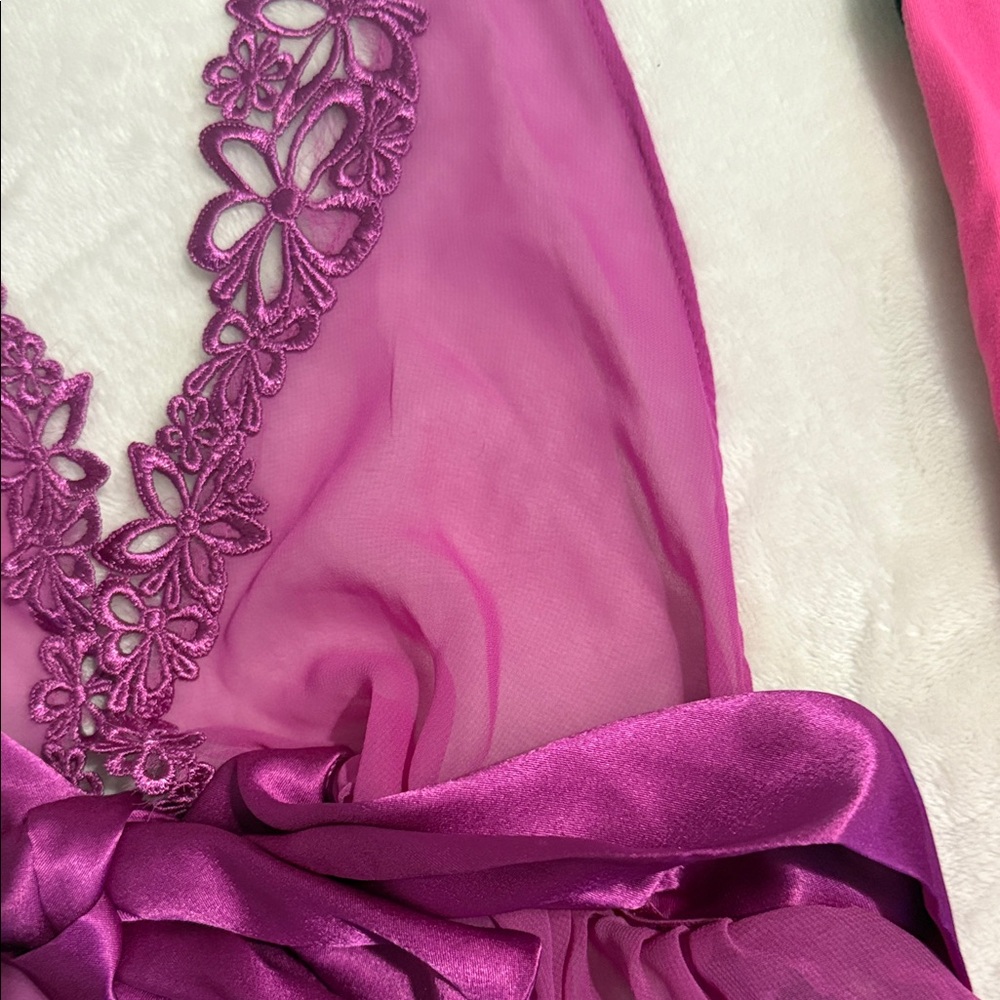 Victoria's Secret Bundle - Picture 4 of 10